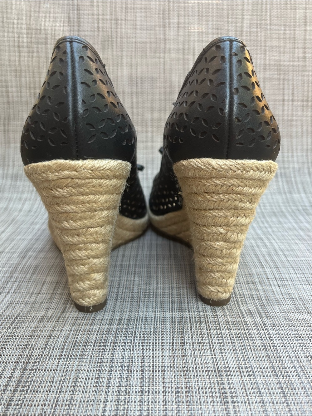 NWOT Michael Kors Black Wedge Open Toe shoes - Picture 3 of 11